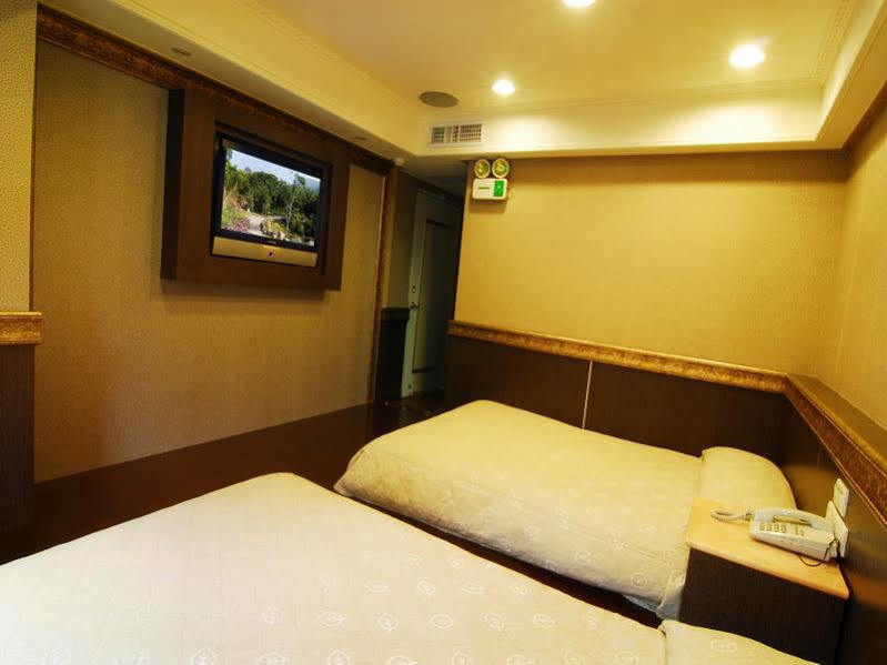 Alishan Shermuh Tourist Hotel Чжунчжен Екстер'єр фото
