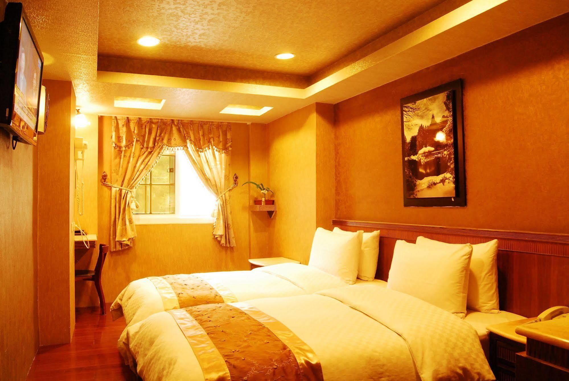 Alishan Shermuh Tourist Hotel Чжунчжен Екстер'єр фото