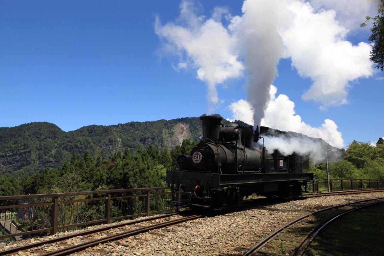 Alishan Shermuh Tourist Hotel Чжунчжен Екстер'єр фото